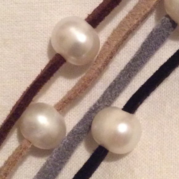 Leather Pearl Strand Statement Necklace - Picture 7 of 8